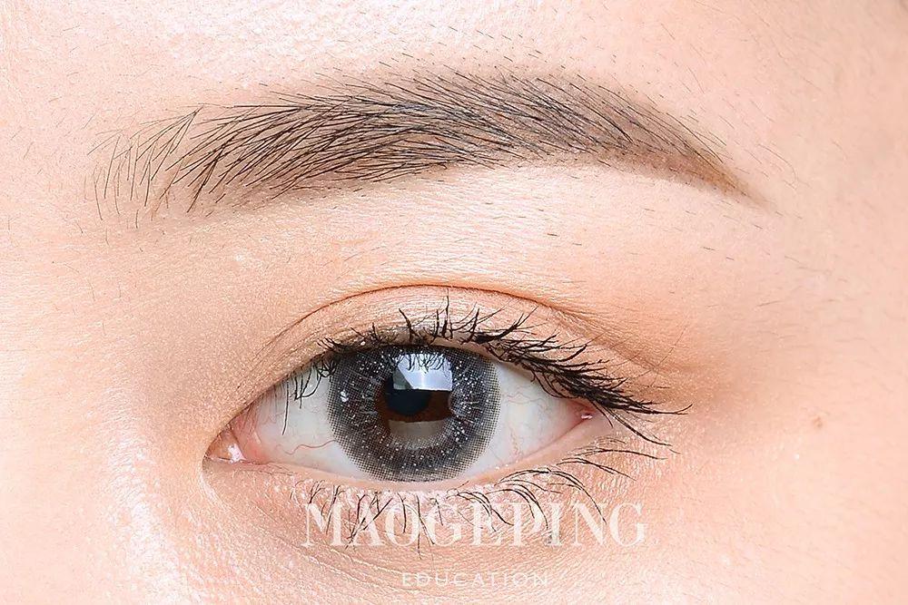 中国海警依法驱离日非法进入我钓鱼岛领海船只