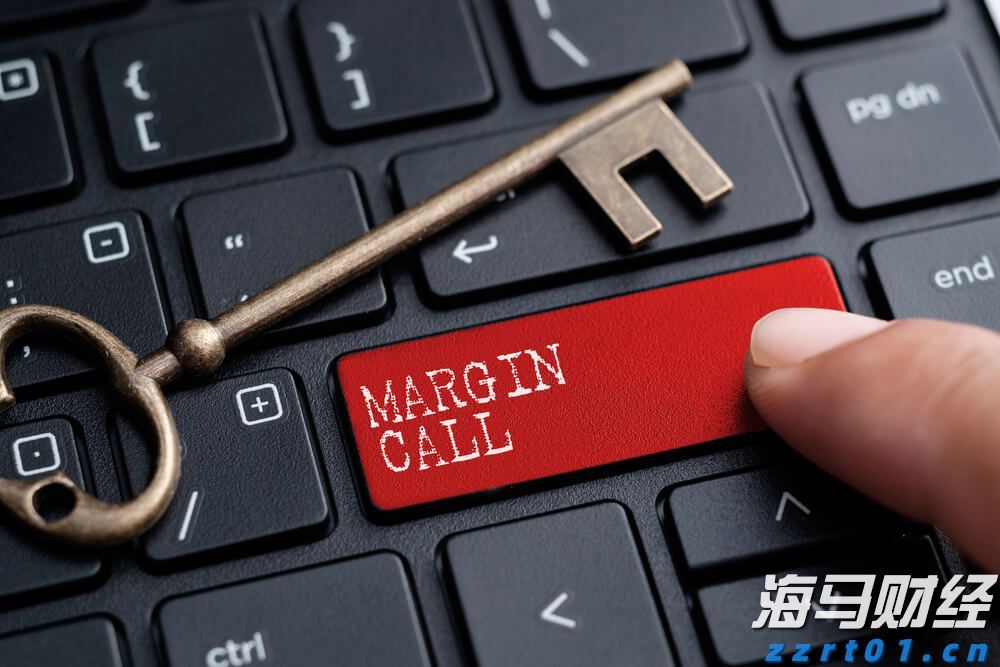 “联防小哥”汤伟鹏走后，妻子的朋友圈令人泪目